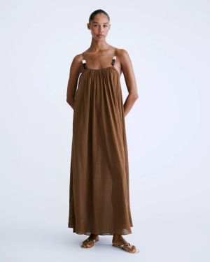 Apricot Brown